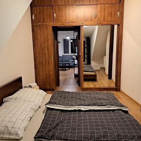 Cozy Penthouse In Old Town Appartement