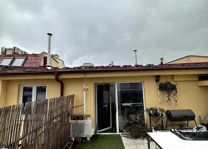 Cozy Penthouse In Old Town Appartement