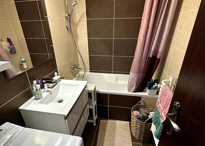 아파트 Cozy Penthouse In Old Town